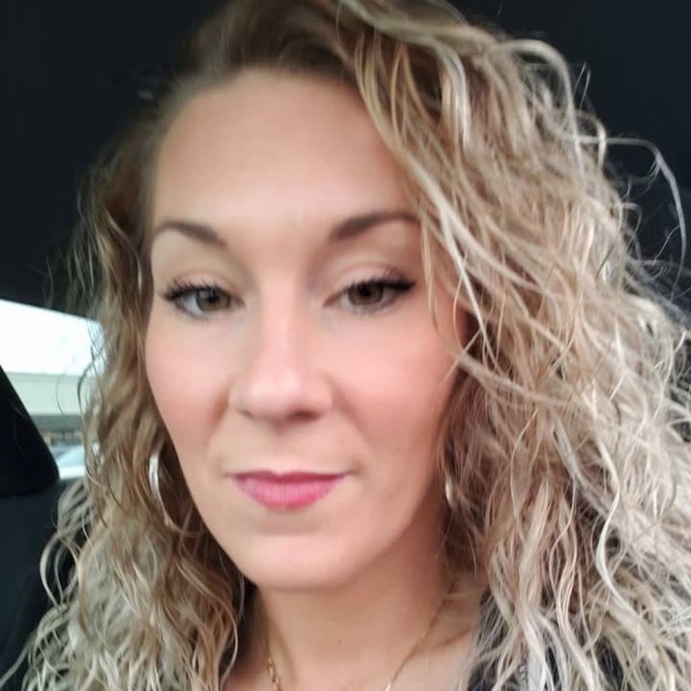 Hi, Im Keallie Renee